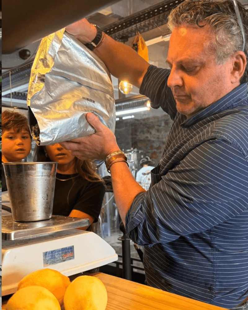 Tino Delle Donne measuring the zest